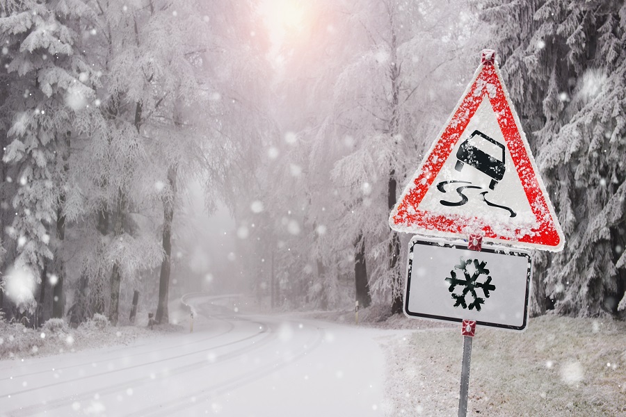 Guide pour réussir à conduire en pleine neige