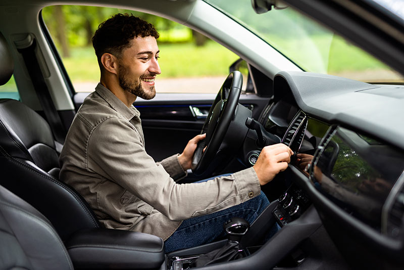 Comment bien négocier son assurance auto ?