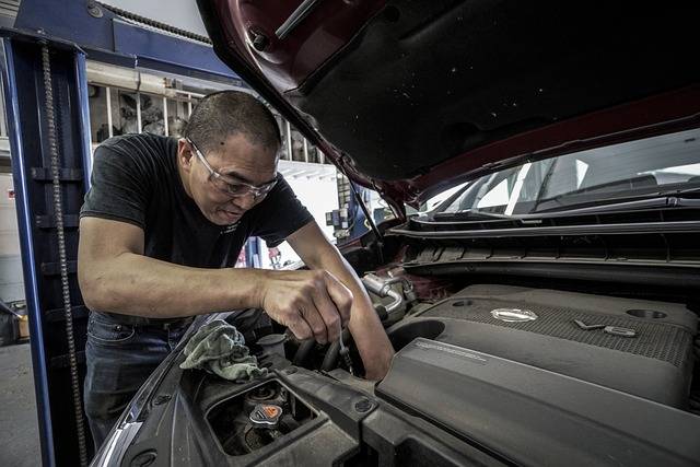 garagiste réparation voiture en panne véhicule auto automobile trouver contact références